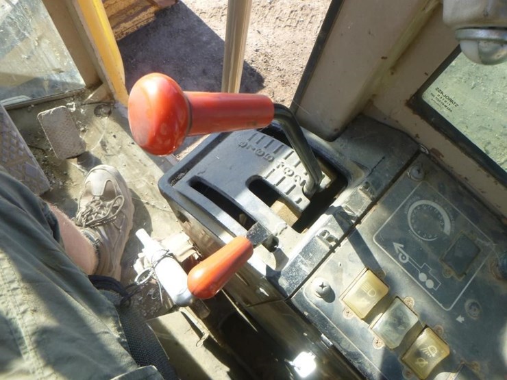 1996-deere-670b-image-31