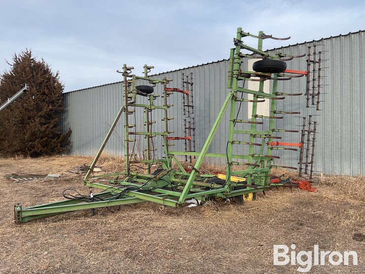 john-deere-1000-image-1