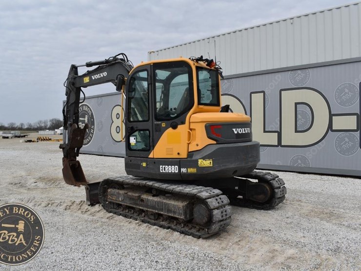 2019-volvo-ecr88d-image-6