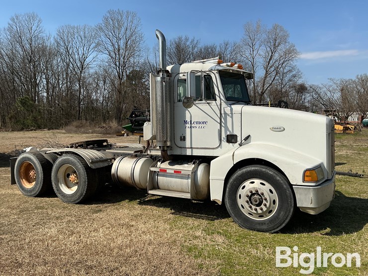 1997-peterbilt-385-image-4