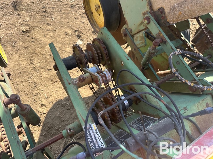 john-deere-7000-image-18