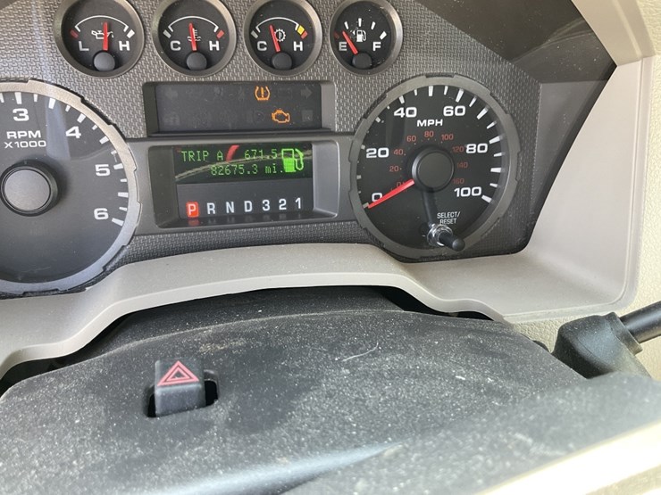 2010-ford-f350-xl-image-7