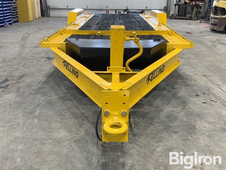 2017-massey-ferguson-730-image-2