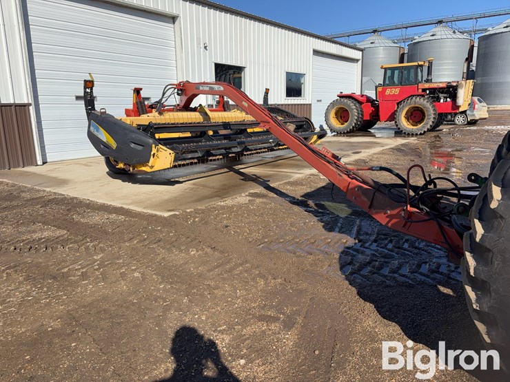 new-holland-1475-image-3