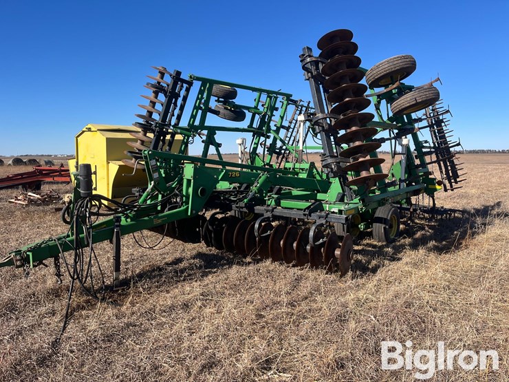 john-deere-726-image-1