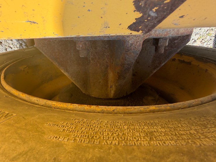 volvo-mc90b-image-11