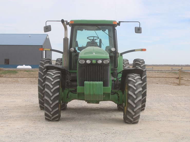 john-deere-8120-image-9