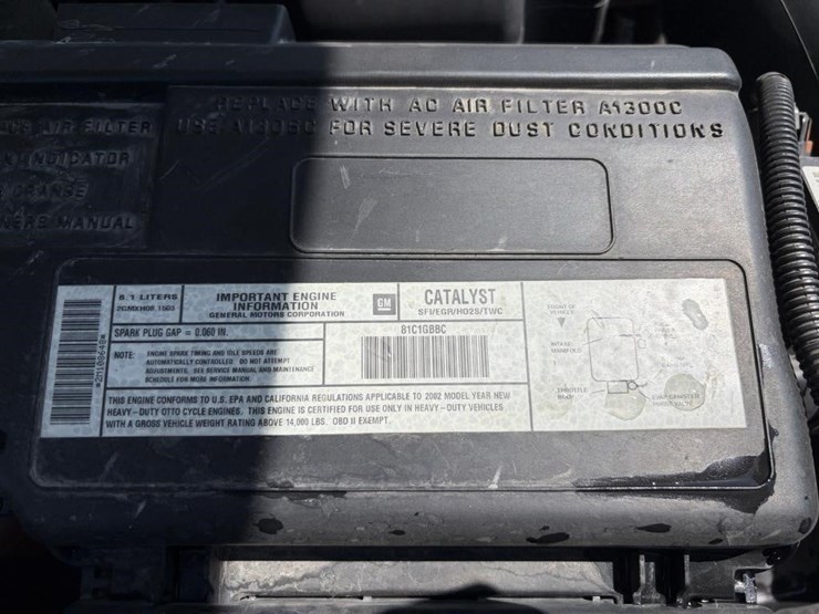 2002-chevrolet-3500hd-image-9