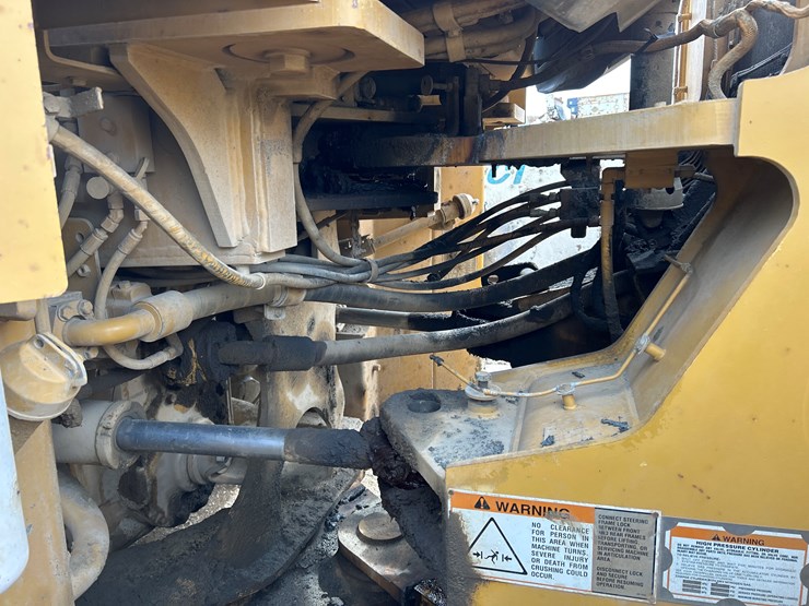 caterpillar-980g-image-29