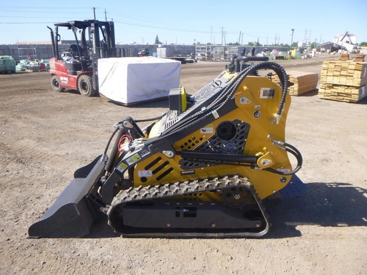 sdlanch-sdll60-skid-steer-track-loader-image-5