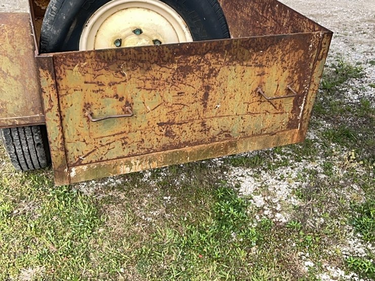 metal-trailer-6’x44”-image-3