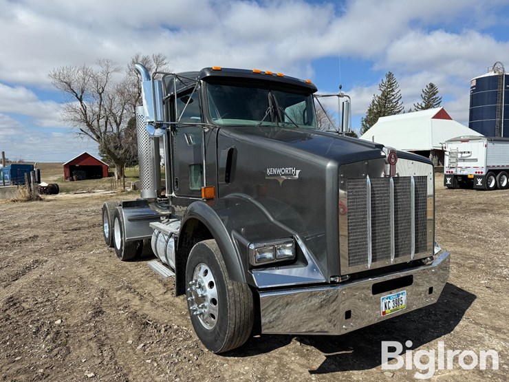 2006-kenworth-t800-image-3