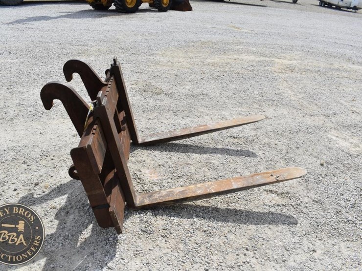 caterpillar-420e-image-9