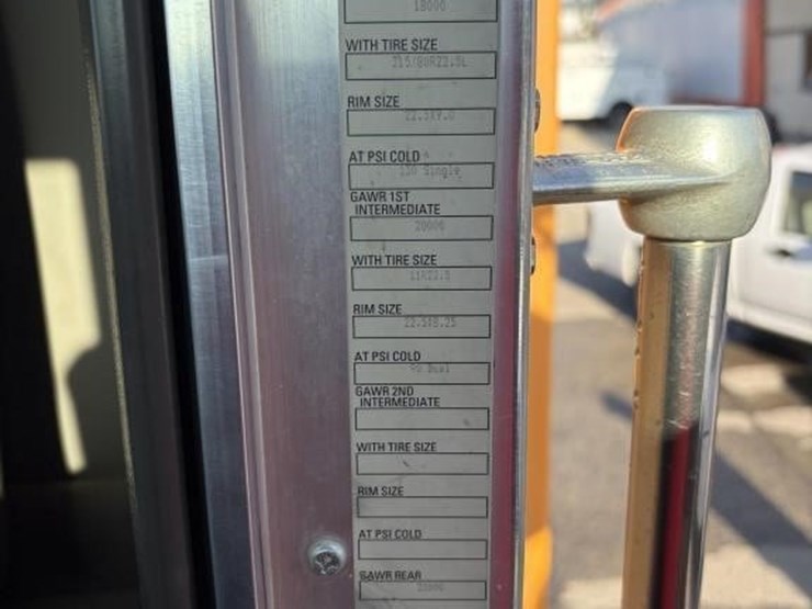 2009-kenworth-t800-image-20