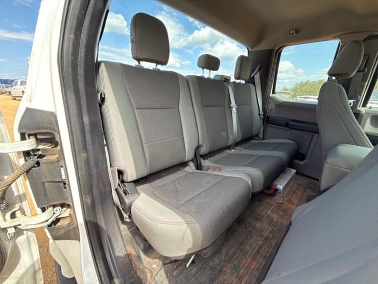 2018-ford-f150-xl-image-9