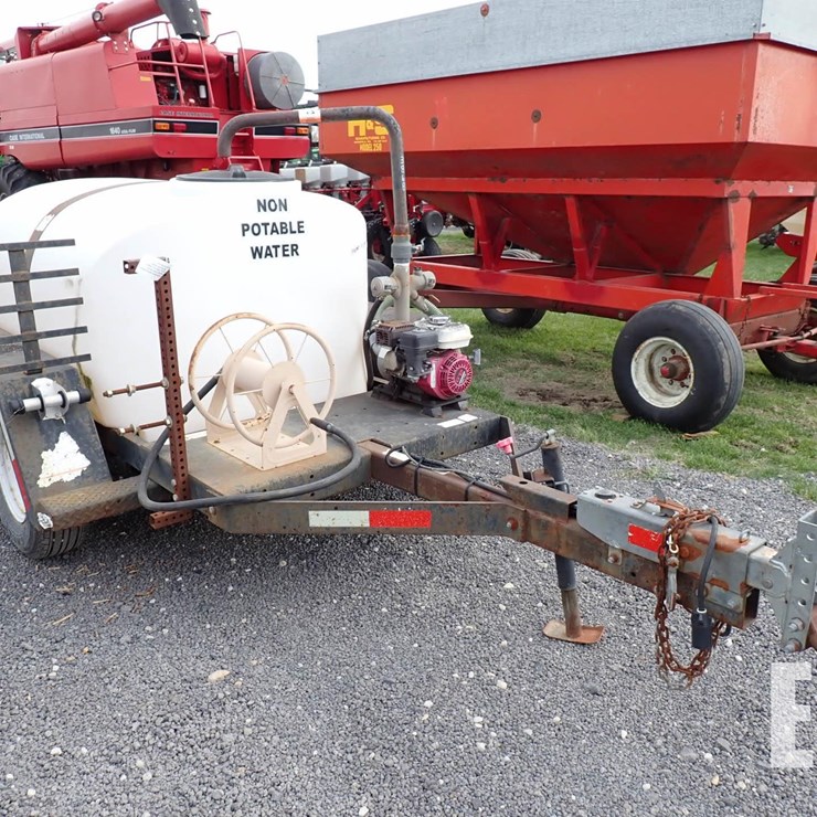 MAGNUM WATERTANK TRAILER 3868