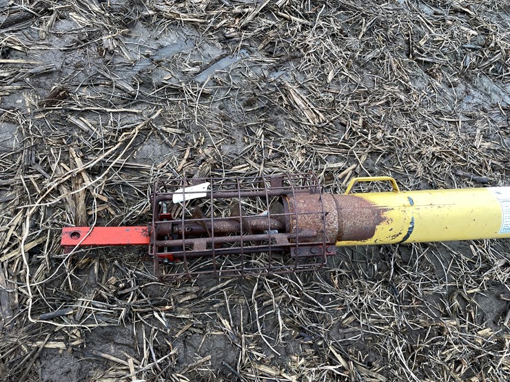 #117-•-westfield-6"-x-51'-wr60-51-grain-auger-image-5