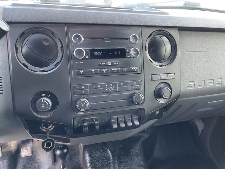 2013-ford-f250-sd-image-16