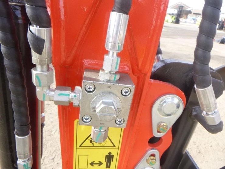 2025-tpm-20khydraulic-excavator-image-14