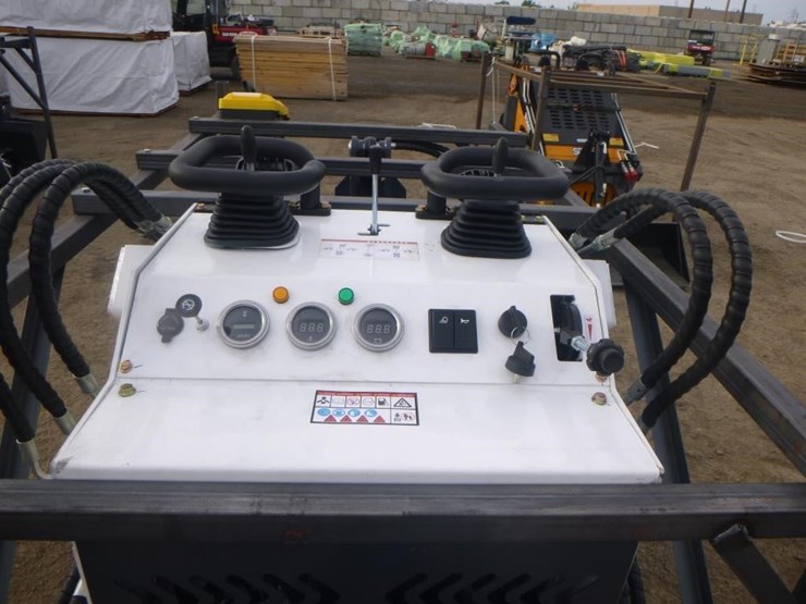 2026-zjg-zj-380-skid-steer-track-loader-image-12