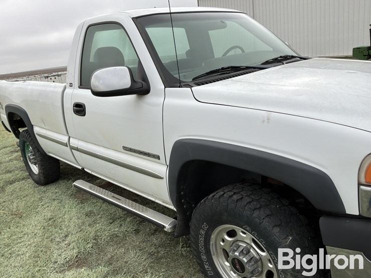 2001-gmc-sierra-2500-image-13