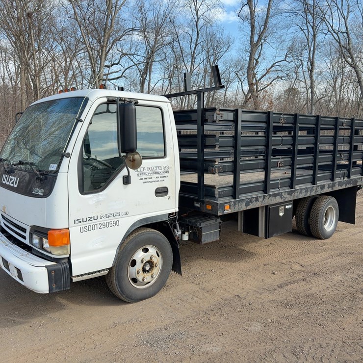 2002 ISUZU NPR HD
