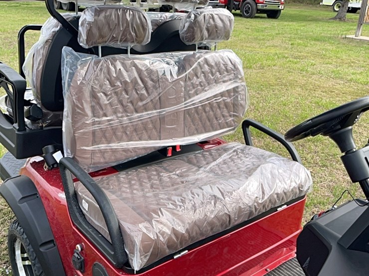 brandnew-4-seat-electric-golf-cart-image-5