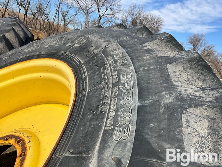 john-deere-4830-image-11