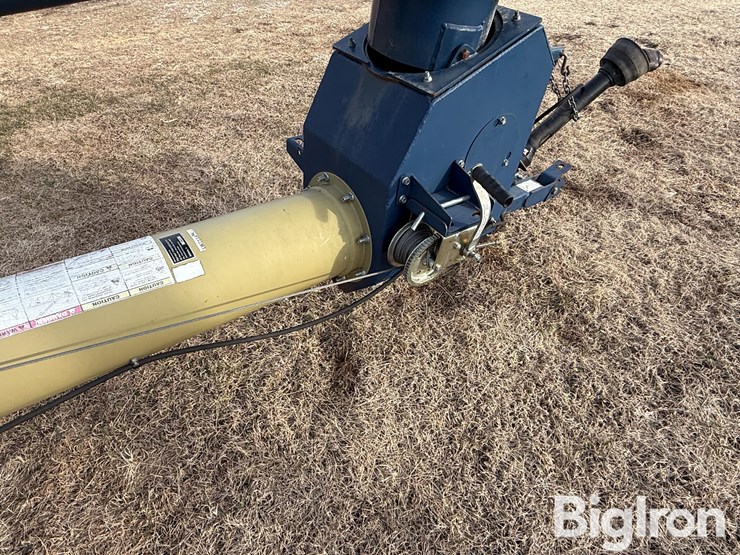 harvest-inernational-h1072-auger-image-13