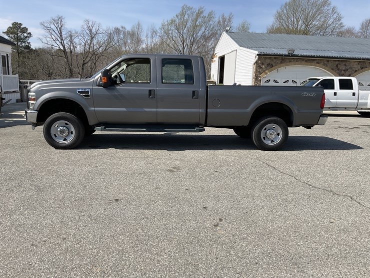 2010-ford-f350-xl-image-1