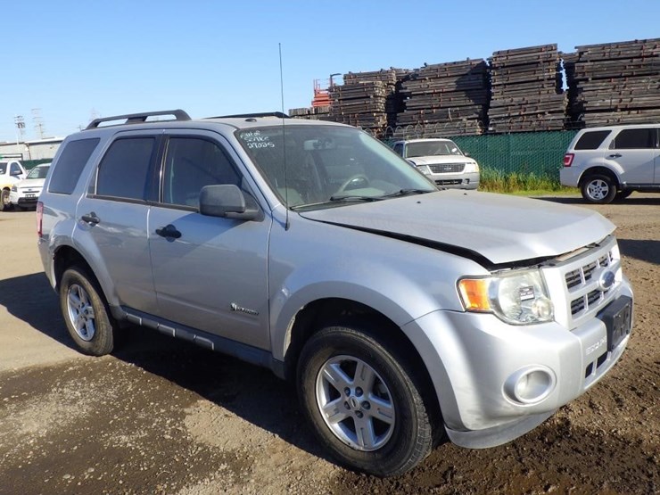 2009-ford-escape-image-2