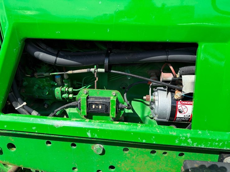 john-deere-7200-image-37