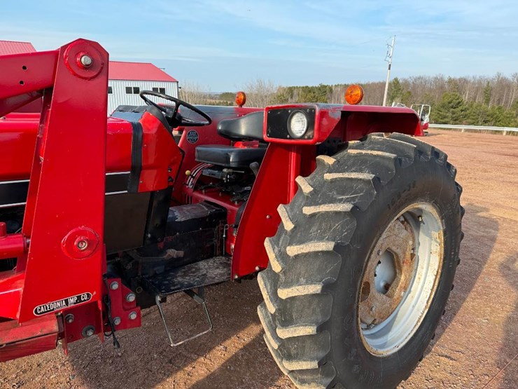 1985-case-ih-2250-image-13