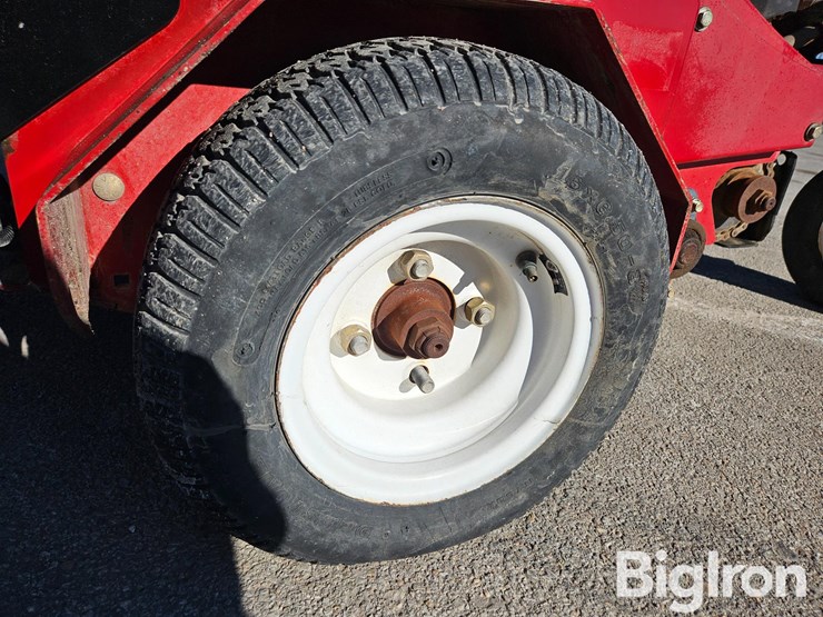 massey-ferguson-730-image-17