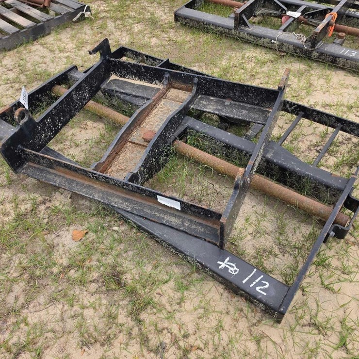 - QUICK ATTACH TILT CARRIAGE