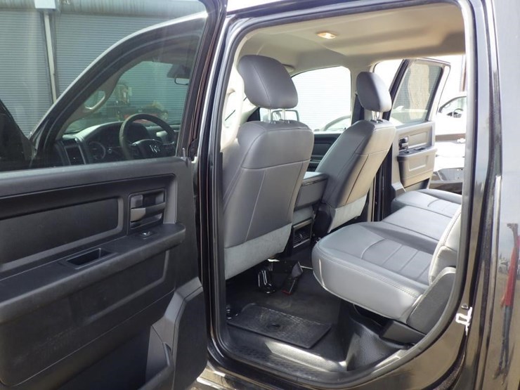 2017-dodge-1500-image-7