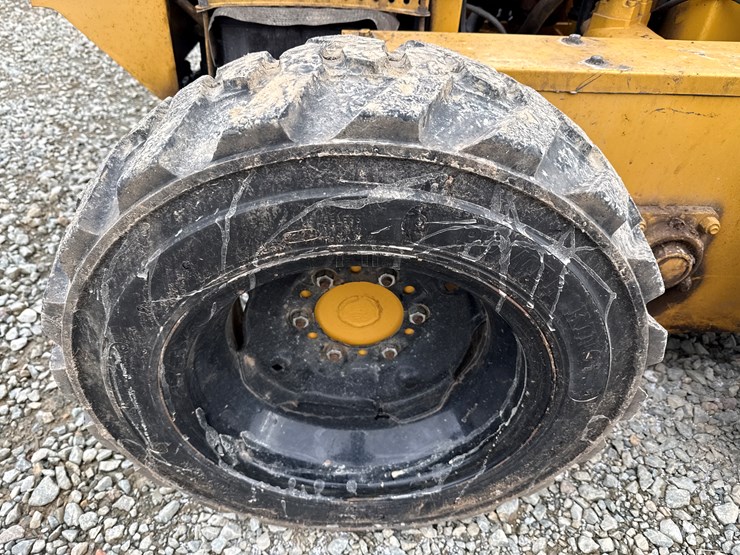 massey-ferguson-8-image-33