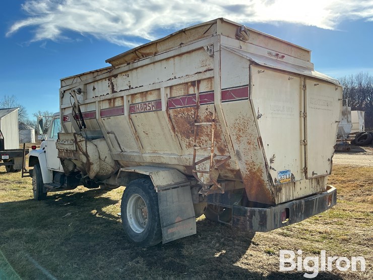 1981-international-1854s-image-7