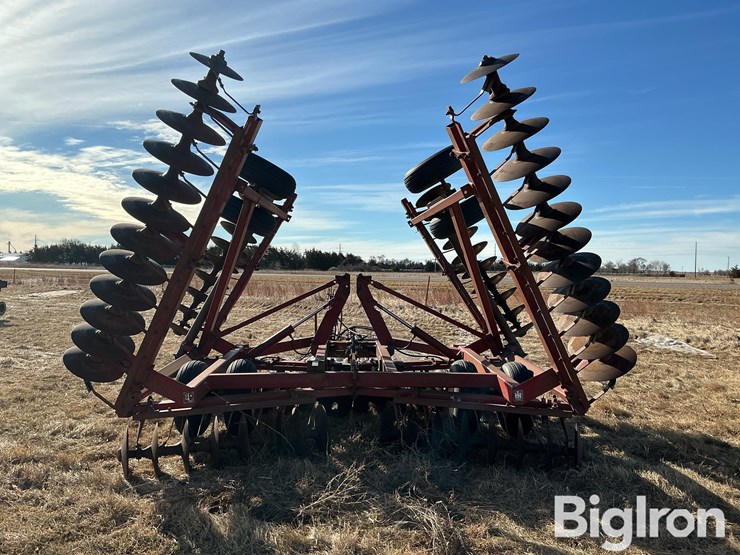 international-490-image-6