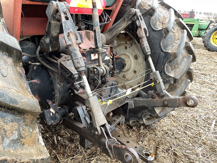 allis-chalmers-7045-image-17