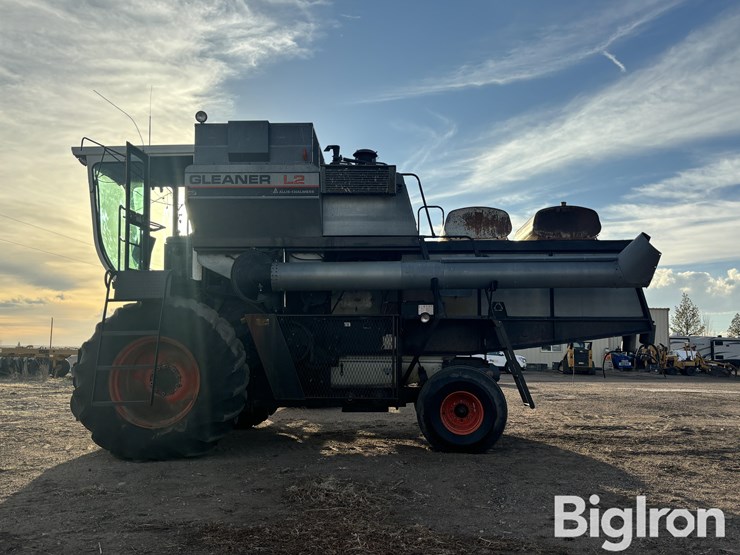 1977-gleaner-l2-image-8