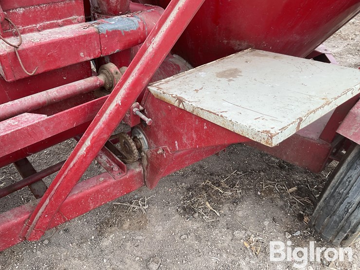 international-850-image-15