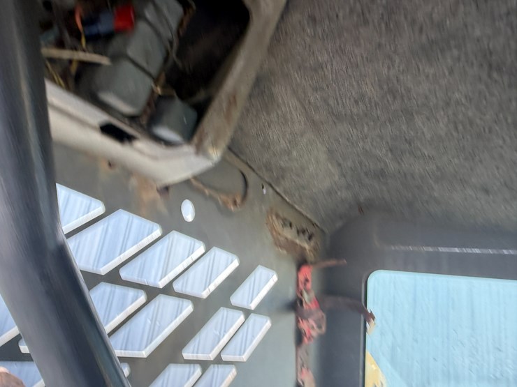 volvo-mc90b-image-57