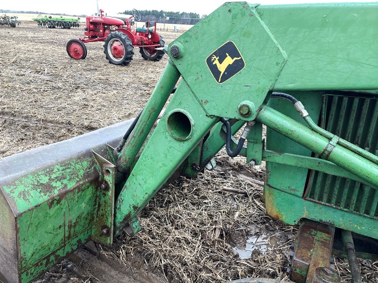 john-deere-2030-image-8