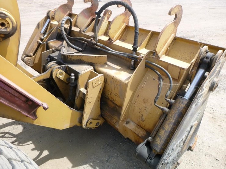 2004-caterpillar-924gz-image-25