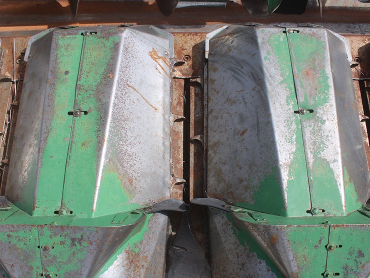 john-deere-843-image-12