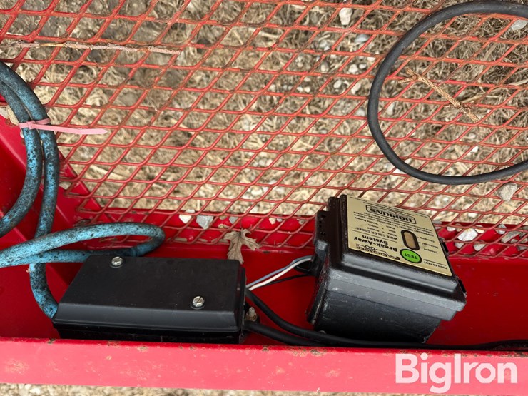 2015-pj-trailer-mfg-co-22'-tilt-deck-trailer-image-11