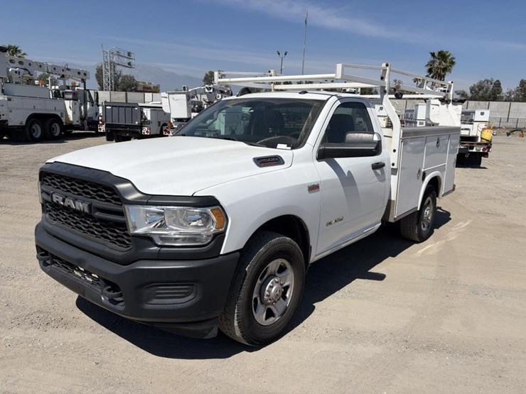 2019-ram-2500-hd-image-1