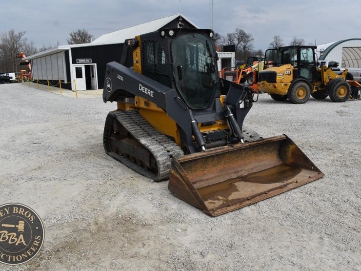 2021-deere-333g-image-14