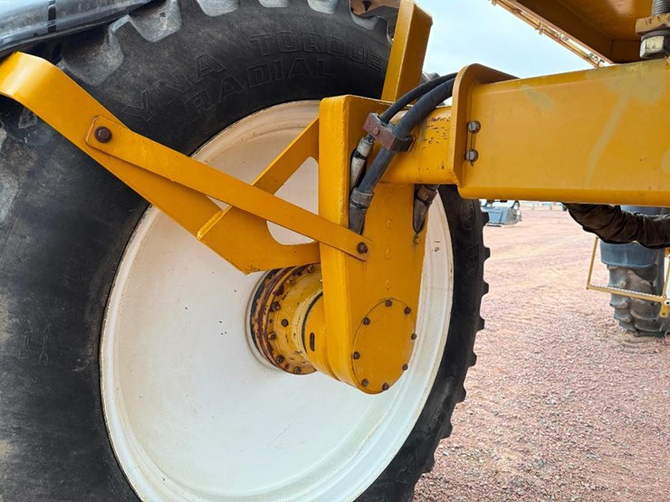 ag-chem-rogator-664-image-43